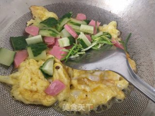 鸡蛋炒黄瓜的做法步骤：4