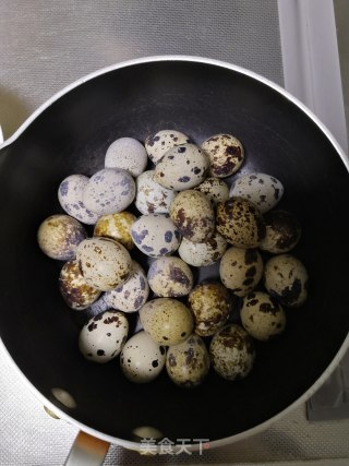 香卤鹌鹑蛋的做法步骤：1