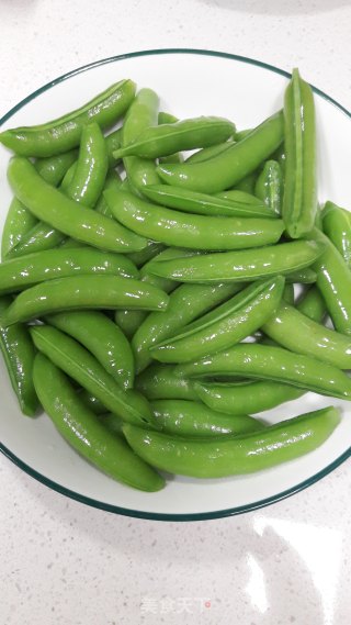 腊肠炒甜豆的做法步骤：6