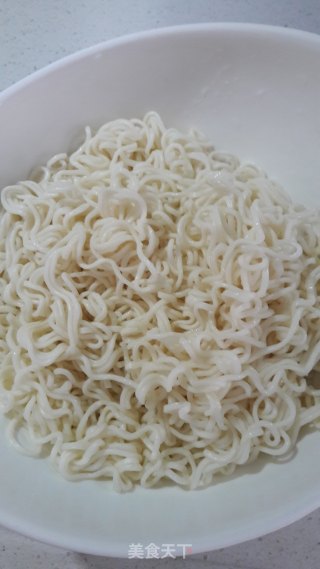 香葱蛋炒面的做法步骤：4