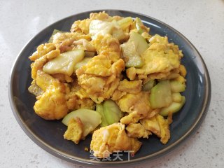 西葫芦炒鹅蛋的做法步骤：7
