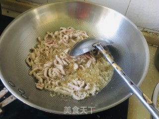 鱼香肉丝的做法步骤：3