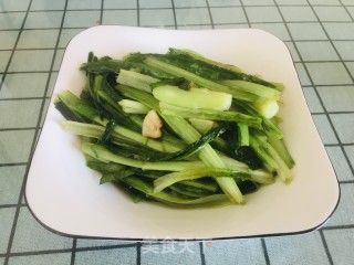 清炒油麦菜的做法步骤：6