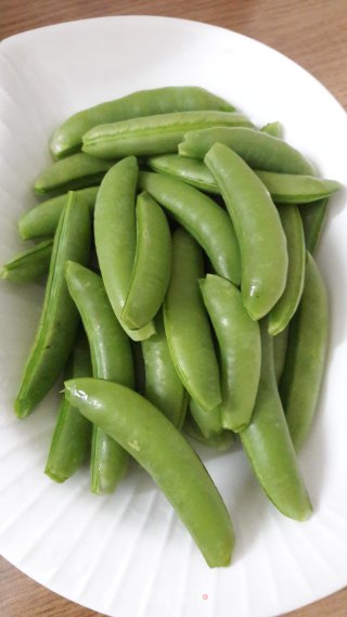 蚝油甜豆的做法步骤：1
