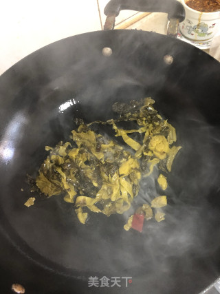 酸青菜炒米粉丝的做法步骤：3