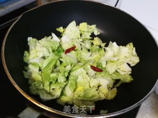 包菜炒叉烧肉的做法步骤：3
