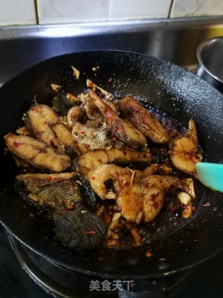 香煎黑鱼的做法步骤：8