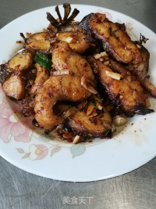 香煎黑鱼的做法步骤：9