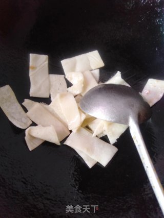 面皮炒韭菜的做法步骤：5