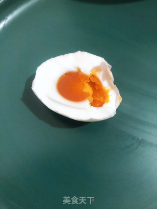 零失败腌咸鸭蛋的做法步骤：6