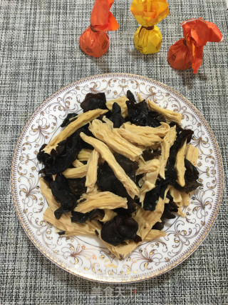 腐竹烧木耳的做法步骤：7