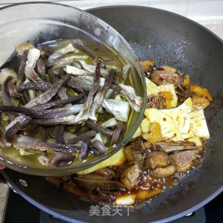 干锅鸭肉的做法步骤：15