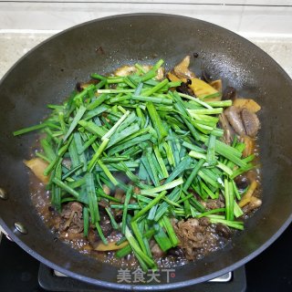 干锅鸭肉的做法步骤：18