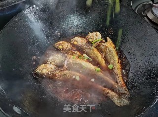 红烧小黄鱼的做法步骤：7