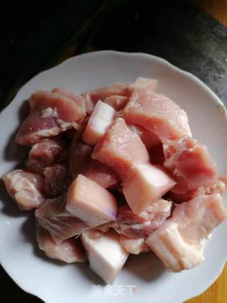 红烧肉的做法步骤：1