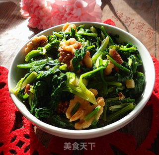 早春美味——核桃仁拌菠菜的做法步骤：6