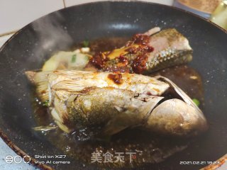红烧长江鲫鱼的做法步骤：4