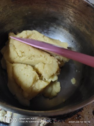 酥皮大泡芙的做法步骤：11
