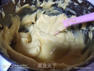 酥皮大泡芙的做法步骤：12