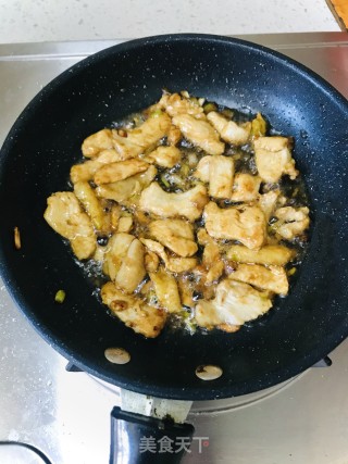 鸡肉车仔面的做法步骤：9