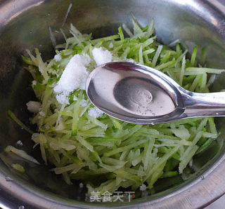 糖醋青萝卜丝的做法步骤：4