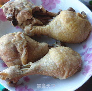 油浸鸡腿的做法步骤：3