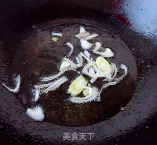 酱油炒芹菜的做法步骤：3