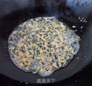 虾皮韭菜蛋炒饭的做法步骤：4
