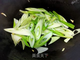 葱爆羊肉的做法步骤：12