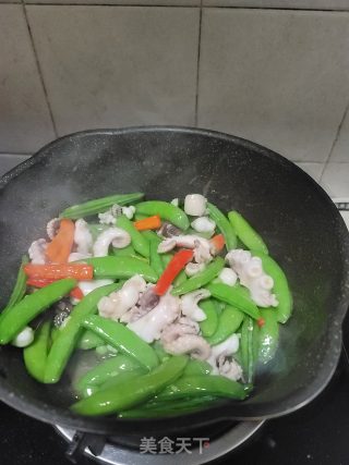 甜豆炒八爪鱼的做法步骤：9