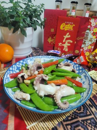 甜豆炒八爪鱼的做法步骤：11