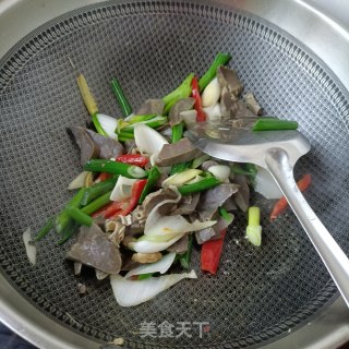 “早春美味”春葱炒羊肺的做法步骤：11