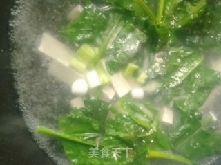 菠菜豆腐汤的做法步骤：4