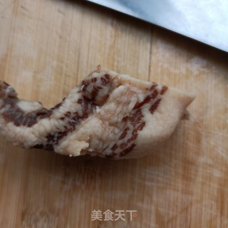 酱香蒜苔炒腊肉的做法步骤：3