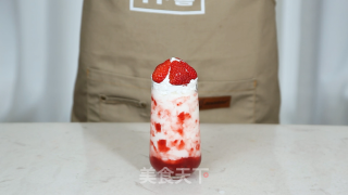 草莓季饮品莓莓酸奶酪的做法步骤：12