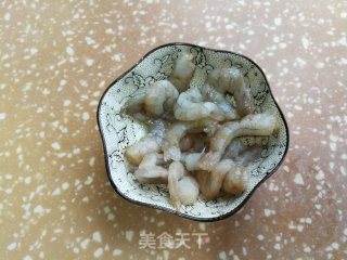 虾仁韭菜鸡蛋饺的做法步骤：2