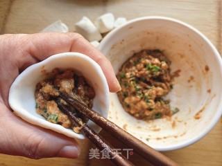 葱香鲜肉元宵的做法步骤：10