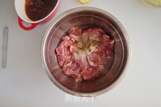 粉蒸牛肉（牛里脊）肉嫩有技巧的做法步骤：5