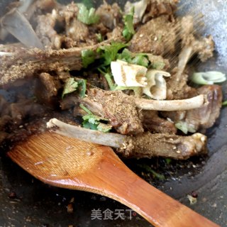 孜然羊排的做法步骤：14