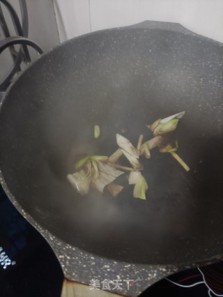 大虾炒荷兰豆的做法步骤：9