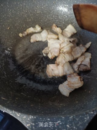 韭菜回锅肉的做法步骤：5