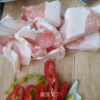 猪肉炒笋干的做法步骤：3