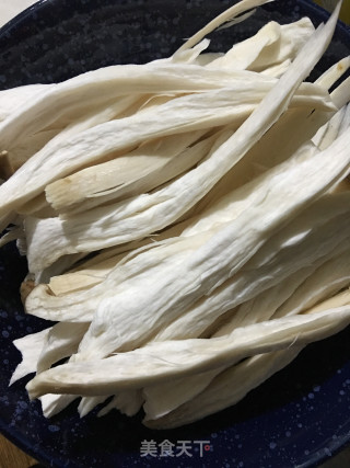 油炸杏鲍菇的做法步骤：2