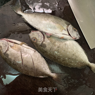酸梅泥猛鱼的做法步骤：1
