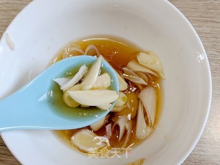 清炒虾仁的做法步骤：2