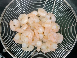 清炒虾仁的做法步骤：4