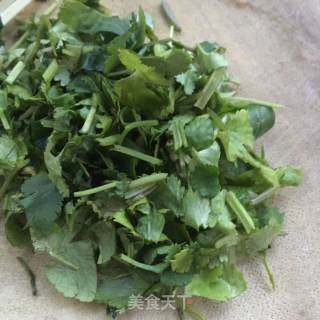 酸汤鸡蛋菠菜面的做法步骤：2