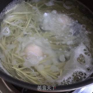 酸汤鸡蛋菠菜面的做法步骤：5