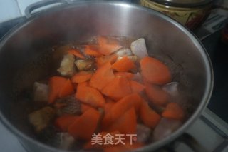 轻盐轻食酱焖黑鱼年年有余的做法步骤：9