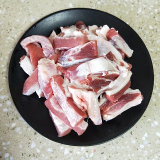 牛腩炖萝卜的做法步骤：4